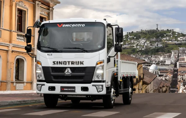 CAMIÓN NLS / 110 HP  -  2.5TON